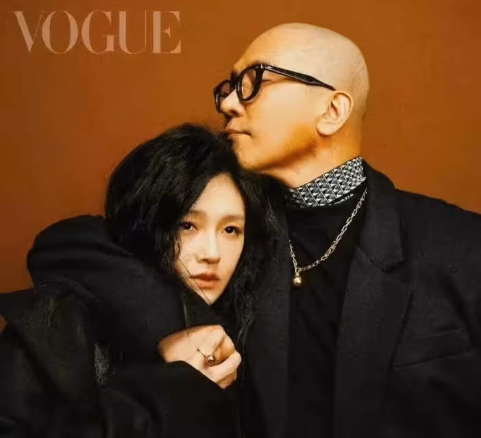 具俊曄夫妻拍寫真大片，大S風格大變霸氣似女王，專訪里談及失婚