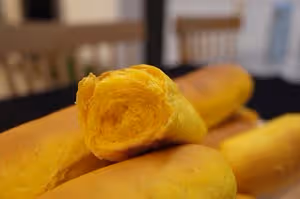 超柔軟的胡蘿蔔餐包