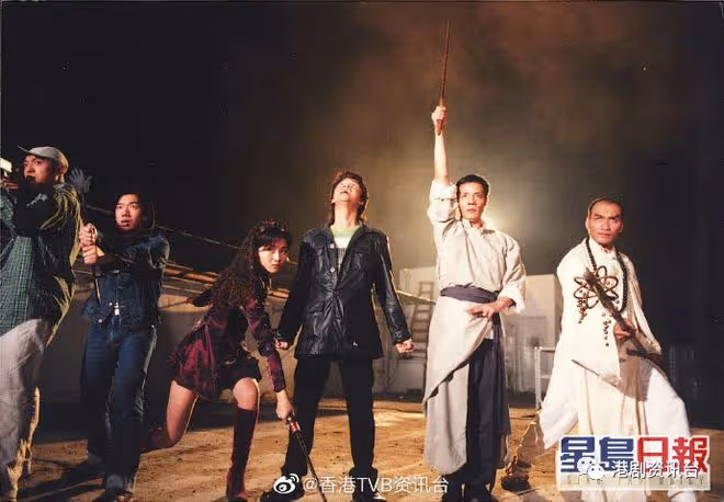 萬綺雯52歲生日轉行運動造型!18歲選亞姐驚人長腿沒有變過