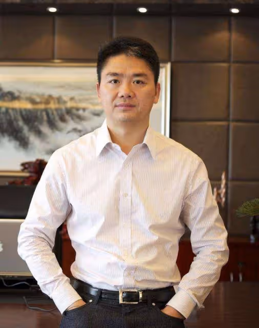 劉強東明州事件落幕,宣告誤會和解,奶茶正妹章澤天被誇清醒