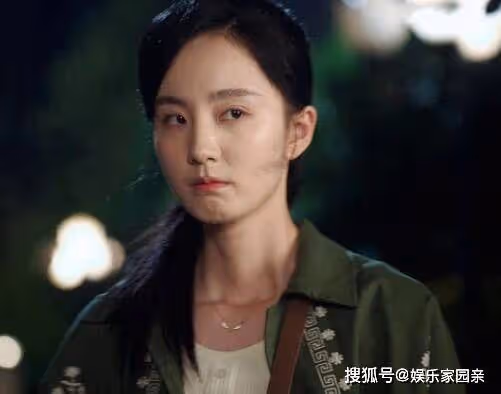 《底線》謝玲跳車案事發經過是怎樣的?富大龍對謝玲做了什麼?