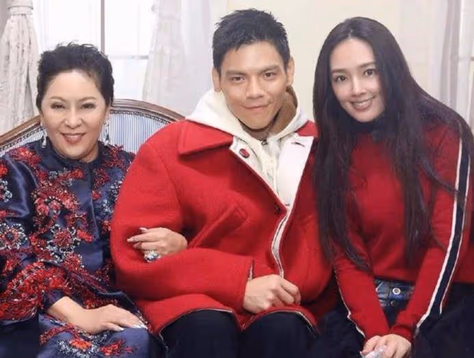 驚艷了時光的美人——向太陳嵐,年輕時候的顏值能夠高位出道嗎?
