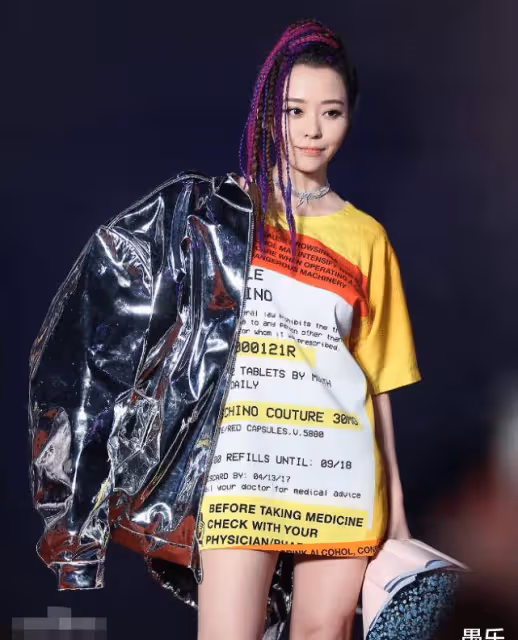 恭喜!張靚穎高調認愛後,又一歌手宣布結婚喜訊,嬌妻身材顏值不輸一線小花