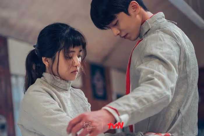 2022年Netflix韓劇TOP 10:冠軍作品第二季要來了~《社內相親》《非常律師禹英禑》委居亞季
