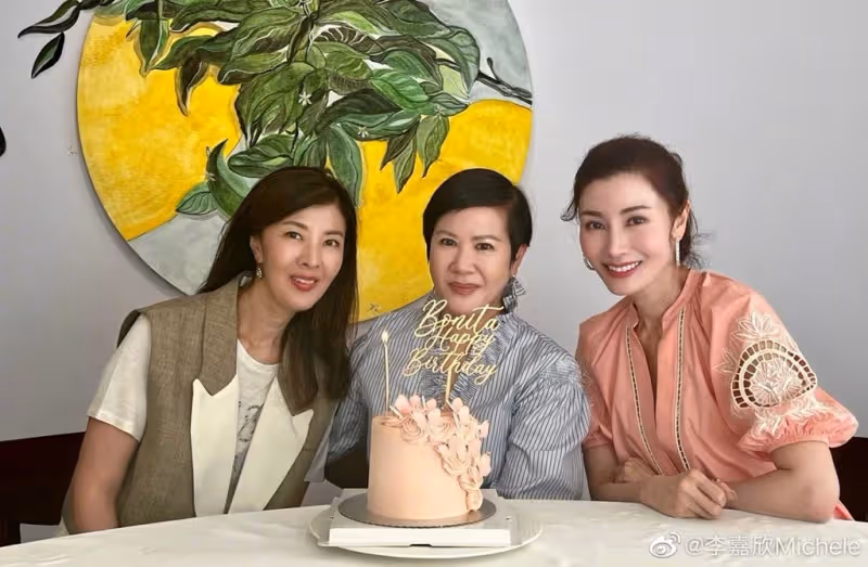 成功逼走原配!李嘉欣姊「當小三苦熬5年」40歲再嫁富豪 躋身貴婦圈網酸「姊妹倆心機深沉」