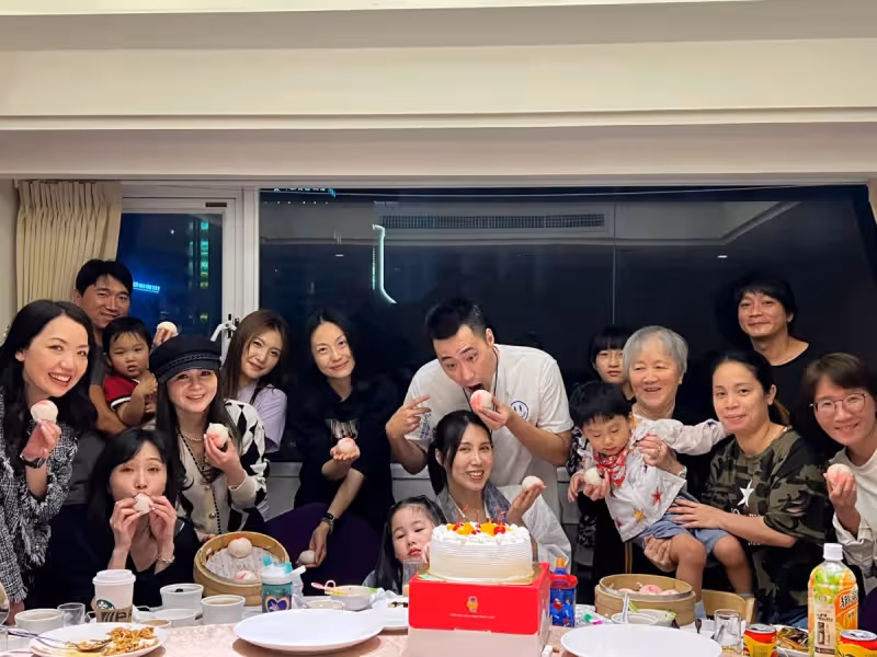 照顧余苑綺兒女忙翻!余祥銓曝「帶4歲外甥女出遊」終於笑了 網友感動:「姐姐在天上一定很欣慰」