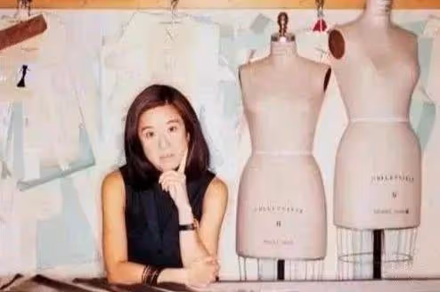 美成20歲！71歲阿嬤魔鬼身材「撩走小36歲男友」　女生看了驚呼「比我17歲還狂」身分大有來頭