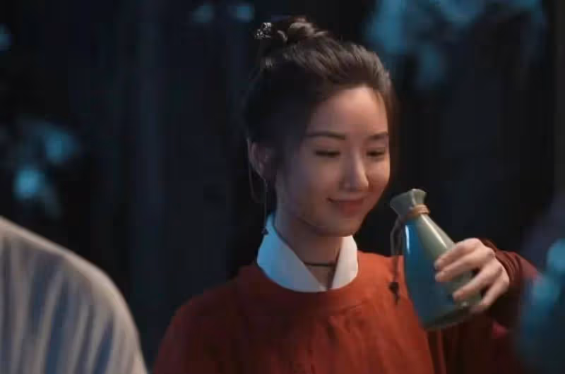 滿臉玻尿酸,笑比哭更難看,這10顆滿臉的星星,一個都說不出口