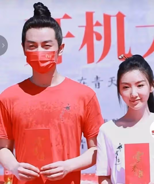 滿臉玻尿酸,笑比哭更難看,這10顆滿臉的星星,一個都說不出口