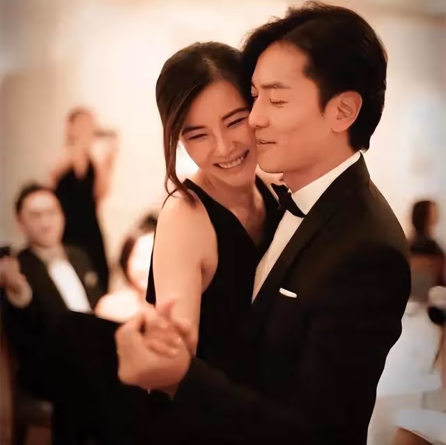知名港星時隔3年開個唱!首回應妻子移民日本:暫時沒這方面計劃