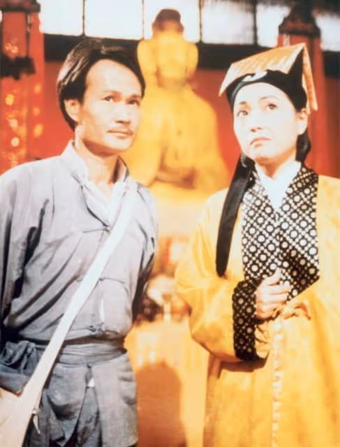 苑瓊丹約黃一山吃飯,鮑魚海參太肥美,59歲在內地開100家餐廳