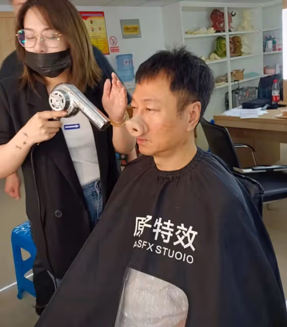 黎耀祥公開豬八戒變裝過程　網民毒舌：一個角色演一輩子