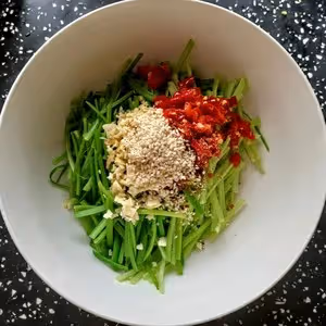 0失敗超簡單涼拌蒜苔