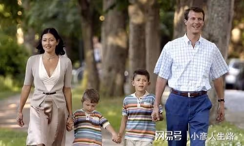 文雅麗很委屈：跟前夫離婚17年，她的兩個兒子被剝奪王子稱號