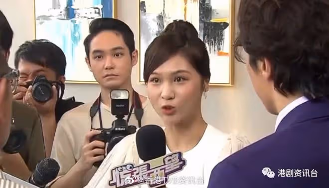 《愛回家》又有靚女加入!港姐麥詩晴演「慌張西望」主持擁超長美腿身材勁fit