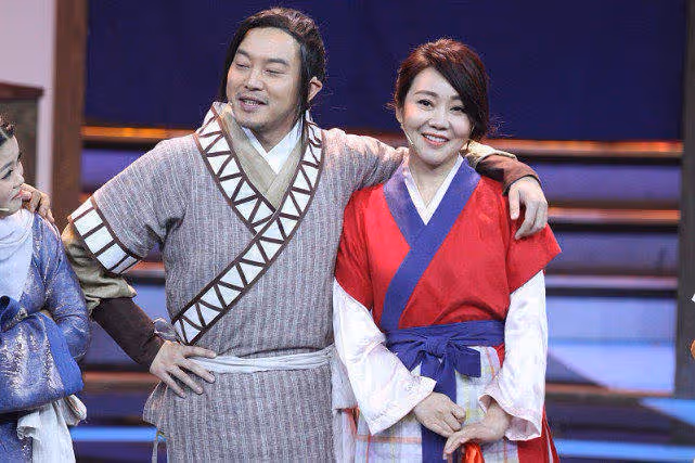 他學吳京「砸家當」拍電影,票房才20萬血虧,如今不做演員做網紅