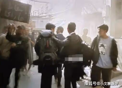 《萬里歸途》的原型事件是什麼?為啥不讓成朗用左手摸小孩的頭?