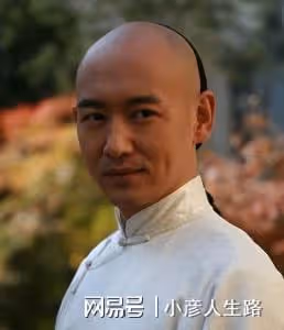 四個兒子帥不過一個爹，又帥又有演技的張壘為何一直不溫不火？