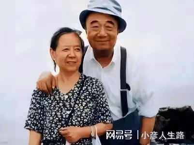 著名演員李丁:去世11年後兒子又不幸離世,遺孀的選擇令人淚目