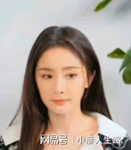 乾癟凹陷、發福老態,當紅女星的近期生圖,讓我看到了人間真實