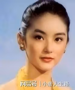 67歲的林青霞,46歲的舒淇,這些自帶鬆弛感的女星,才是美的典範