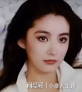 67歲的林青霞,46歲的舒淇,這些自帶鬆弛感的女星,才是美的典範
