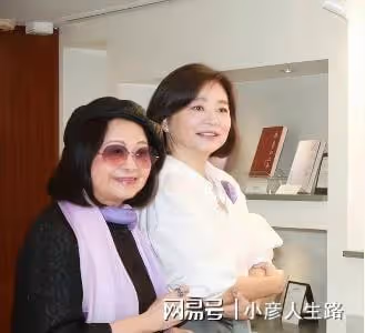 67歲的林青霞,46歲的舒淇,這些自帶鬆弛感的女星,才是美的典範