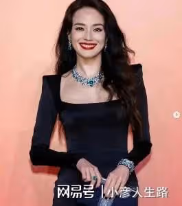 67歲的林青霞,46歲的舒淇,這些自帶鬆弛感的女星,才是美的典範