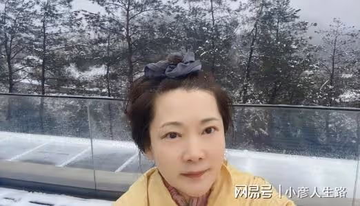 67歲的林青霞,46歲的舒淇,這些自帶鬆弛感的女星,才是美的典範