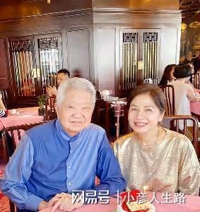 67歲的林青霞,46歲的舒淇,這些自帶鬆弛感的女星,才是美的典範
