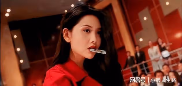 67歲的林青霞,46歲的舒淇,這些自帶鬆弛感的女星,才是美的典範