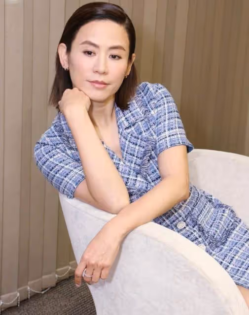 50歲宣萱受訪坦言不著急結婚,感情隨緣父母已放棄抱孫