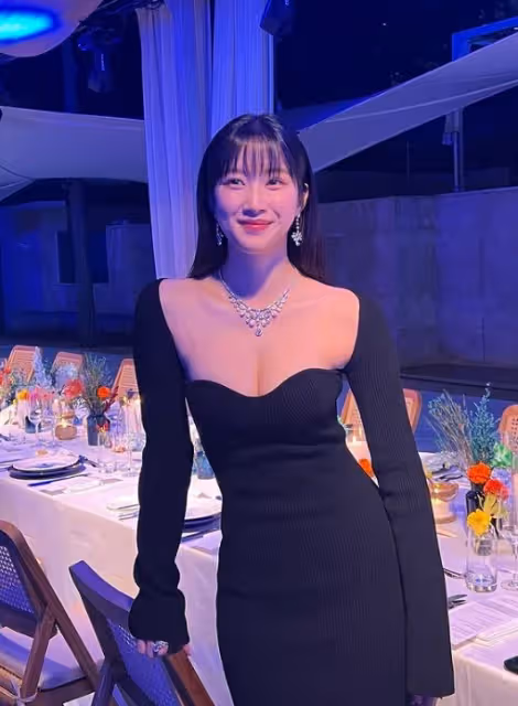 離婚後的顏值巔峰！41歲宋慧喬出席奢侈珠寶活動，同場PK26歲女星！