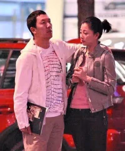 演員尹濤:前夫被判入獄,42歲的她宛如少女,感情狀況至今仍是個謎