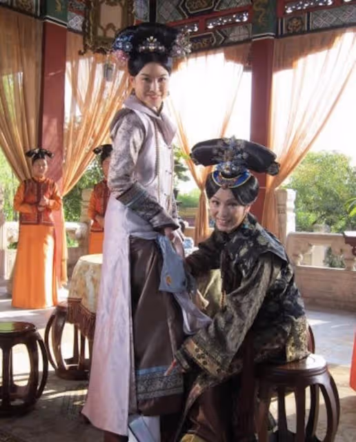 TVB前花旦為圈中忘年交補過生日!兩人多次合作,相差24歲似姐妹