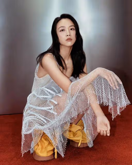湯唯：2022年演藝事業再創佳績，喜提影后大獎，多個奢侈品牌代言