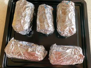 簡單好吃的錫紙烤玉米