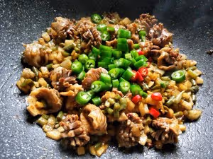 ㊙️又香又辣又酸爽‼️酸辣雞胗花‼️超級下飯