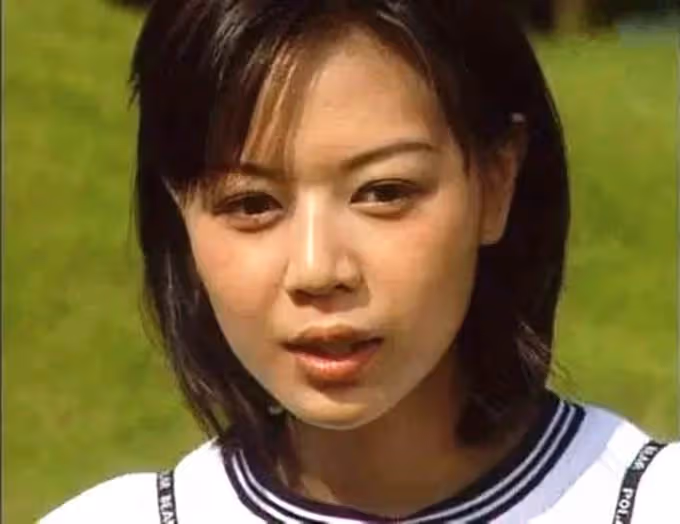 生日快樂!鐘麗淇為長女慶生,11歲女兒需坐嬰兒車出行,曾被斷言活不過2歲,多年悉心照顧被寵成小公主
