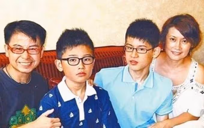 生日快樂!鐘麗淇為長女慶生,11歲女兒需坐嬰兒車出行,曾被斷言活不過2歲,多年悉心照顧被寵成小公主