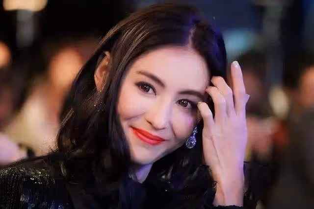 43歲張柏芝長子近照曝光!身高已超175厘米,模樣不像父親引熱議