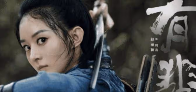 路人鏡頭下的趙麗穎長啥樣?關掉10級美顏濾鏡後;終於相信馮紹峰審美了