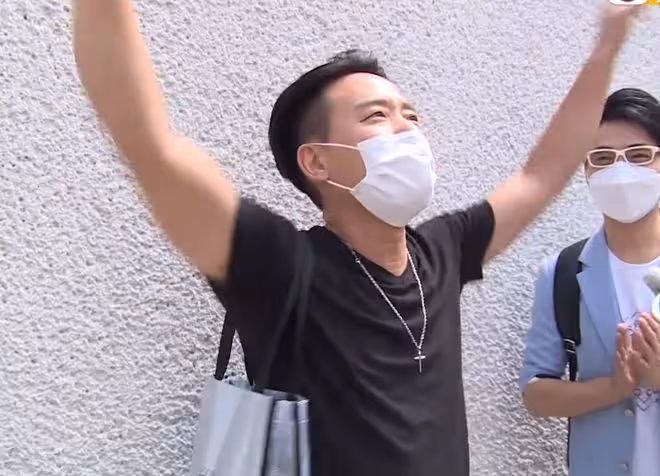 TVB舉辦《中年好聲音》!吸引500人參賽,不乏滿頭白髮的大叔大媽