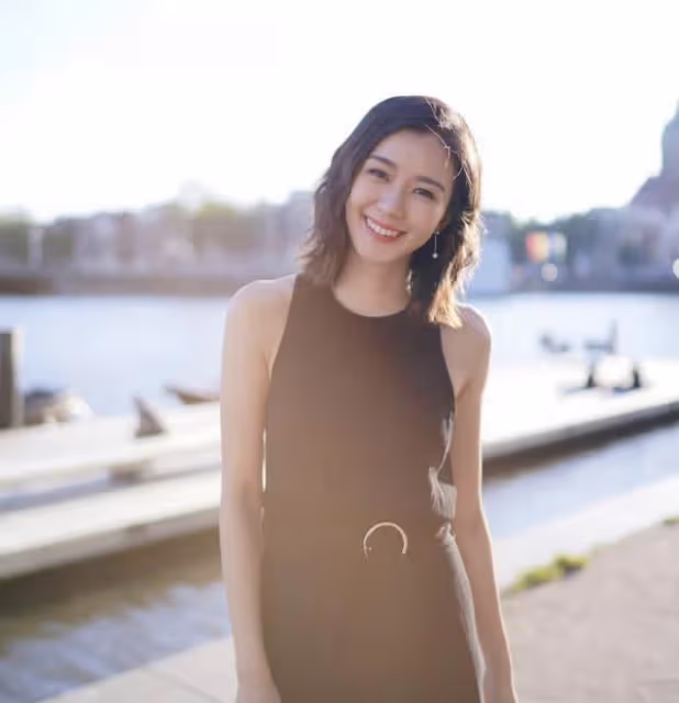 又走一個!TVB知名女星結束7年合約正式離巢,已轉行做律師