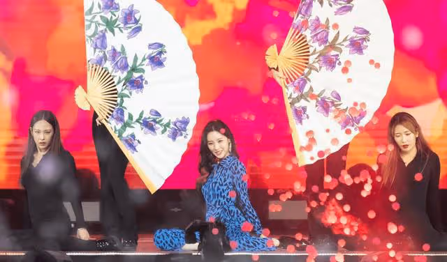 YG對JENNIE私照泄出表態?CJ海外演出剝削藝人?