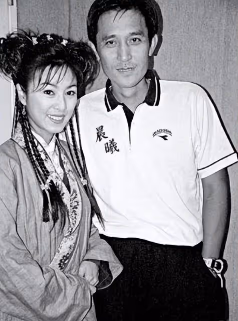 「亞洲第一中鋒」尹志強:54歲患癌離世,痴戀26年的米雪至今未婚