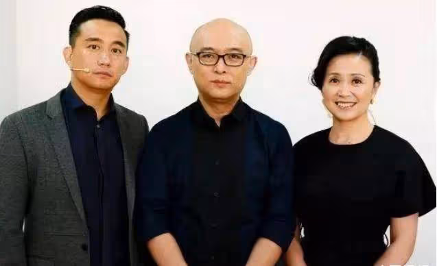 有種驚艷叫孟非女兒，23歲顏值如此高，連郭德綱都要爭當「親家」