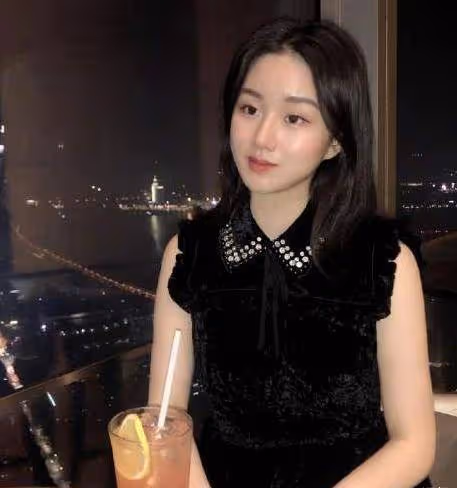 有種驚艷叫孟非女兒，23歲顏值如此高，連郭德綱都要爭當「親家」
