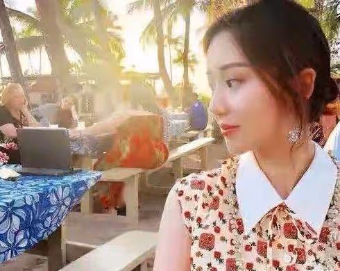 有種驚艷叫孟非女兒，23歲顏值如此高，連郭德綱都要爭當「親家」