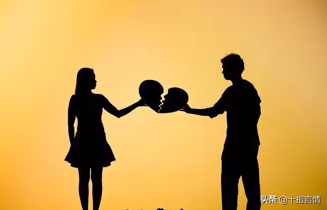 小舅子結婚,姐夫準備了一萬紅包,扭頭卻被岳母拒絕:這錢不對啊